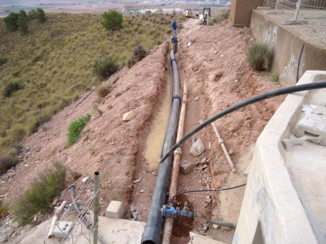 Ya han finalizado las obras de acondicionamiento que estaban provocando problemas en el servicio a los abonados del depósito de La Ñorica, Foto 1