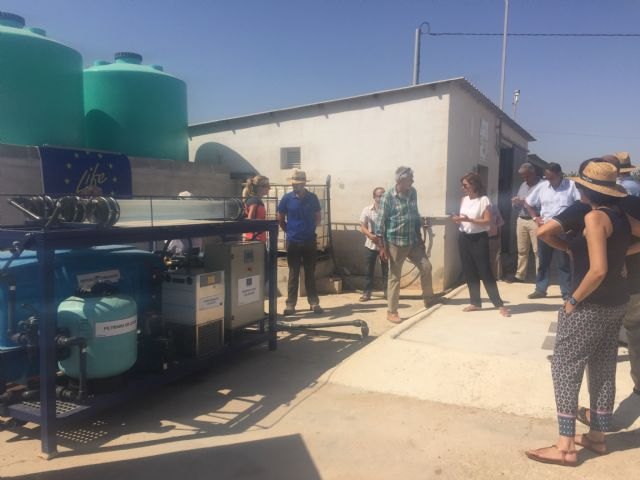 El IMIDA prueba un sistema descontaminante de aguas residuales mediante fotocatálisis solar en una finca de Torre Pacheco - 1, Foto 1