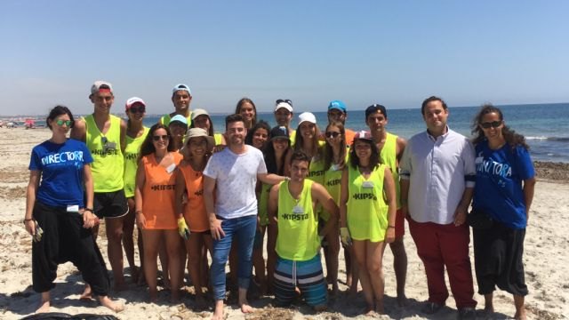 Jóvenes voluntarios colaboran durante este mes en la protección del parque de las Salinas de San Pedro y en el fomento del ecoturismo - 1, Foto 1