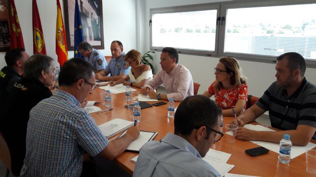 El Alcalde firma un acuerdo con la Delegación del Gobierno que permitirá a la Policía Local acceder a las bases de datos e información de Policía Nacional y Guardia Civil - 1, Foto 1