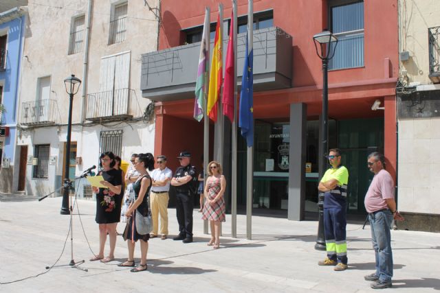 Minuto de silencio en memoria de Miguel Ángel Blanco y de todas las víctimas del terrorismo - 1, Foto 1