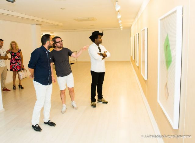 El trabajo y la desigualdad se analizan en la exposicion El Ladrillo del chileno Patrick Hamilton en La Mar de Arte - 1, Foto 1