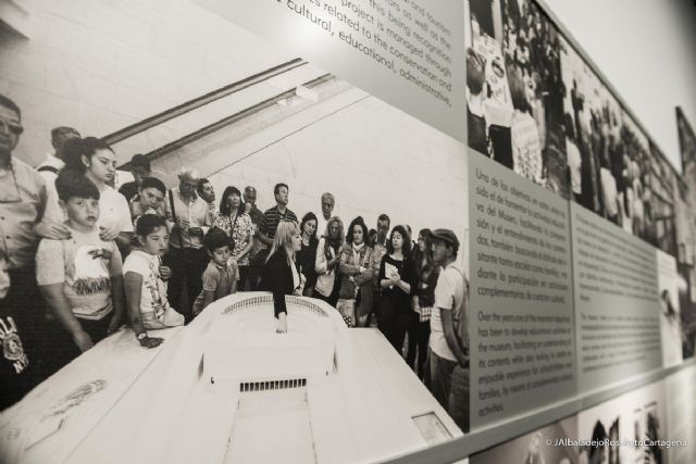 Una exposición fotográfica rememora los primeros diez años del Museo Teatro Romano - 1, Foto 1