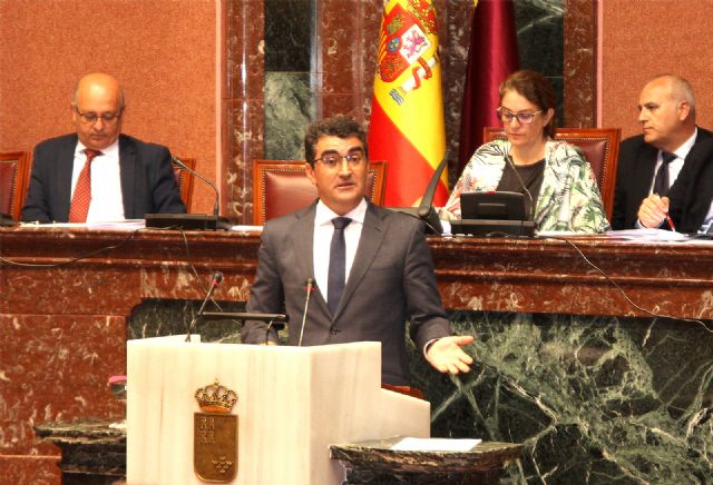 La Asamblea Regional aprueba la iniciativa de Ciudadanos para ayudar a los afectados por el cierre de la clínica Idental - 1, Foto 1