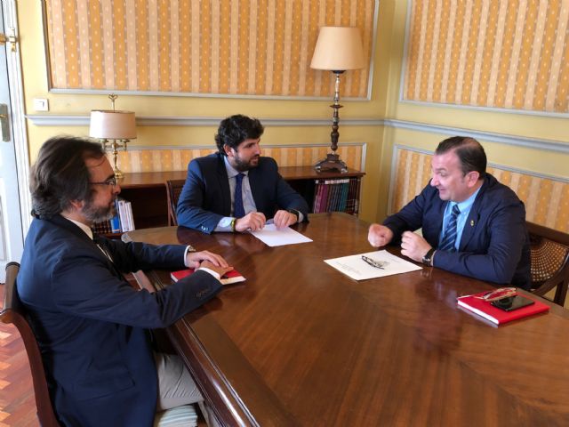 López Miras se reúne con el decano del Colegio de Abogados de Cartagena - 1, Foto 1