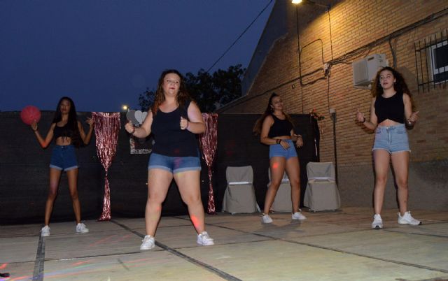 El barrio del Carmen corona a sus reinas para comenzar sus fiestas patronales - 2, Foto 2