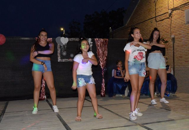 El barrio del Carmen corona a sus reinas para comenzar sus fiestas patronales - 3, Foto 3