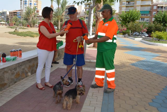 Nuevo reparto de botellas para limpiar los orines de las mascotas - 1, Foto 1