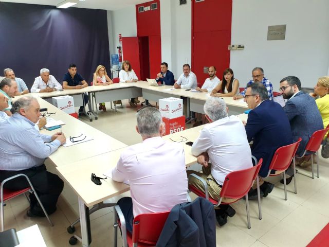 El PSOE exige una comisión de investigación sobre la adjudicación del servicio de ambulancias - 1, Foto 1
