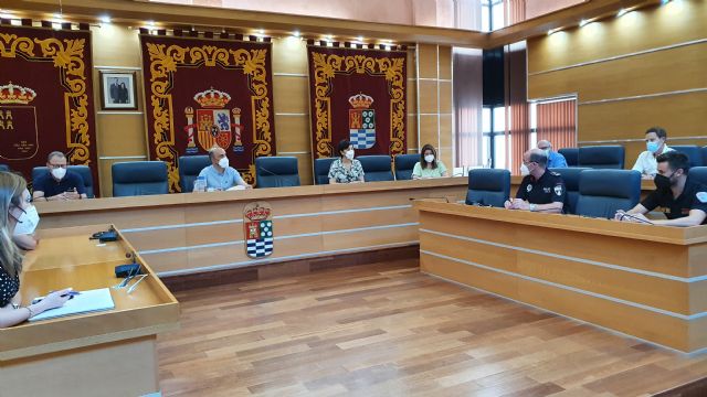 El alcalde de Molina de Segura preside una reunión de coordinación del Plan de Emergencia Municipal (PEMU) ante la previsión de temperaturas extremas para hoy lunes 12 de julio - 3, Foto 3