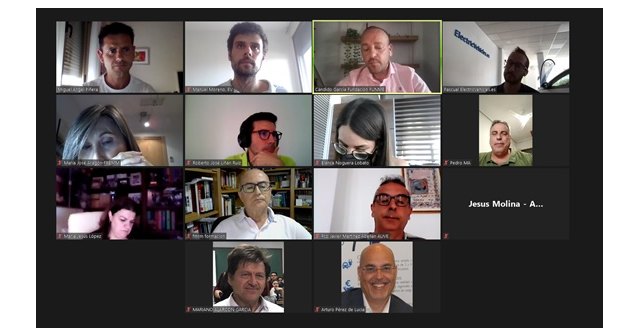 El Ayuntamiento de Cieza continúa trabajando en el camino hacia la movilidad eléctrica dentro del proyecto E-MOB - 1, Foto 1