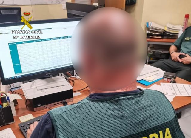 Un detenido y 11 investigados por cometer estafas con una tarjeta de crédito - 2, Foto 2