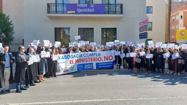 Los colegios de abogados de Murcia, Cartagena y Lorca reivindican al Ministerio mejoras en el Turno de Oficio y el pago inmediato de los honorarios atrasados - 1, Foto 1