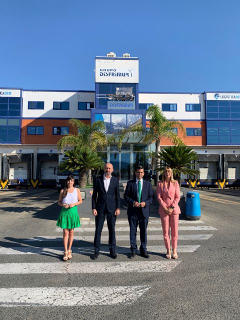 La Comunidad concede ayudas de más de 2,5 millones de euros para la compra de 20 vehículos eléctricos por parte de empresas de transporte - 1, Foto 1