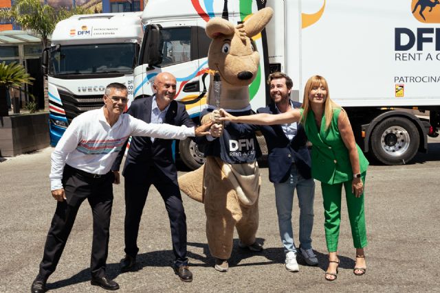 Vehículos murcianos para el transporte del material de los deportistas participantes en los Juegos Olímpicos de París - 1, Foto 1