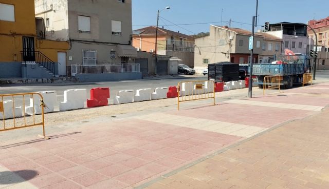 La construcción de una nueva acera en Cabezo de Torres mejorará la accesibilidad y la seguridad peatonal - 3, Foto 3