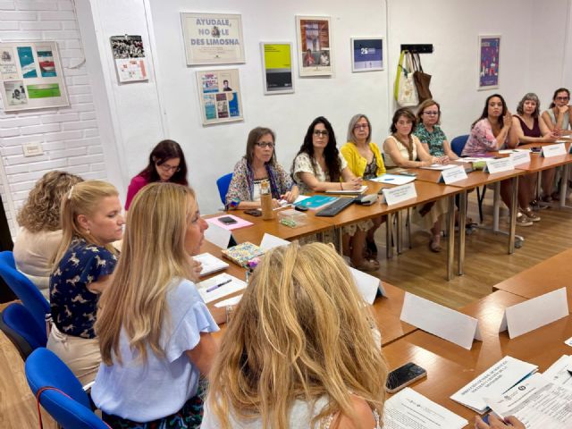 Murcia convocará los Premios 'Raíces y Alas' para destacar los méritos de personas migrantes y acciones en favor de la migración - 3, Foto 3