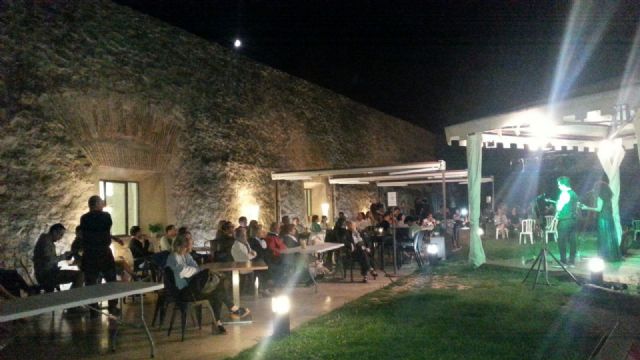 Éxito de la noche de Perseidas y poesía en la Fortaleza del Sol con un lleno absoluto - 2, Foto 2