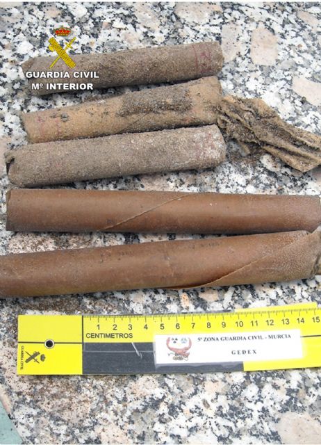 La Guardia Civil neutraliza cinco cartuchos de amonita y once detonadores pirotécnicos - 4, Foto 4