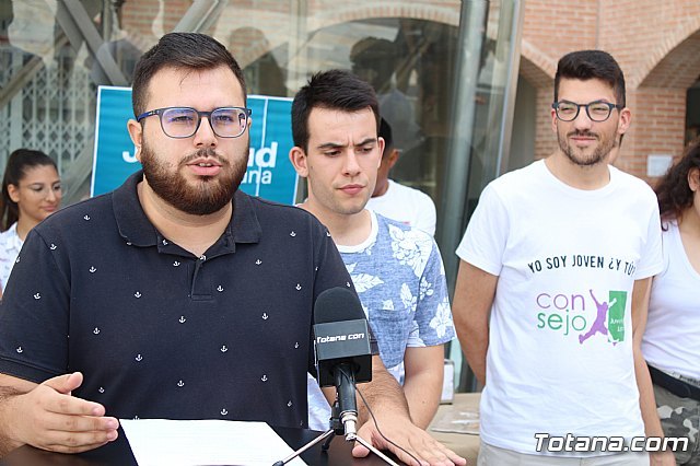 Se presenta la Plataforma Juventud Totana, coincidiendo con el Día Internacional de la Juventud - 2, Foto 2