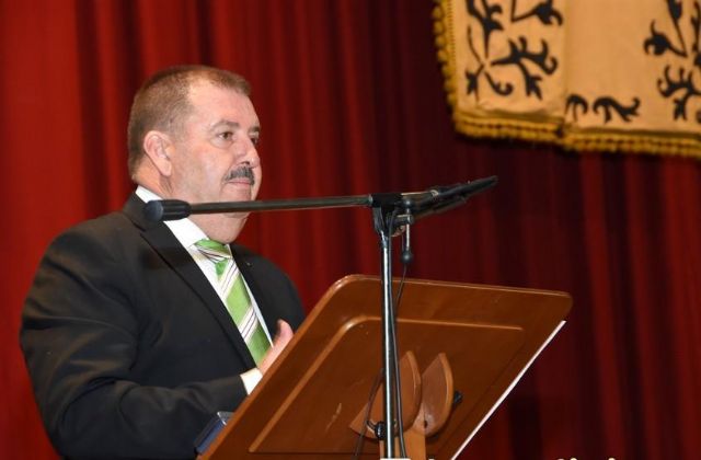 El portavoz del Grupo Municipal Socialista Andrés García Cánovas presenta su renuncia como concejal de la Corporación municipal totanera