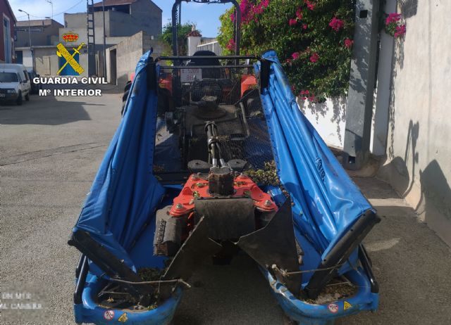 La Guardia Civil recupera más de cinco toneladas de almendra sustraídas de una finca agrícola de Abanilla - 2, Foto 2