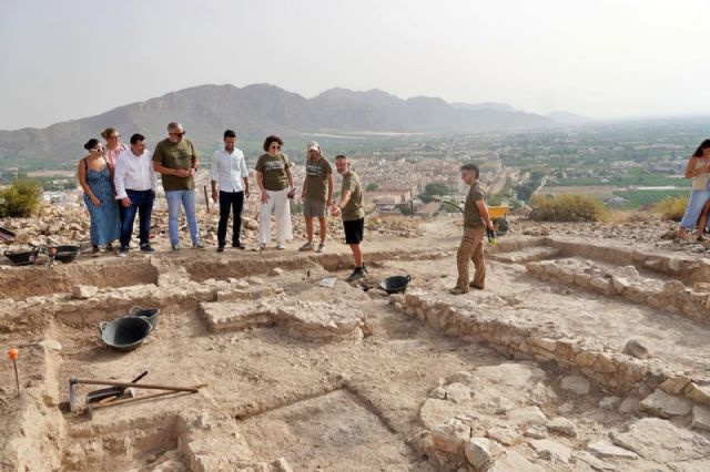 Santomera reanuda el lunes 17 las excavaciones arqueol�gicas en el poblado ib�rico de la Sierra del Balumba
