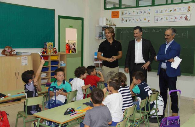 Más de 3.700 estudiantes de Infantil, Primaria y Secundaria cursan estudios en los trece centros docentes de Caravaca - 2, Foto 2