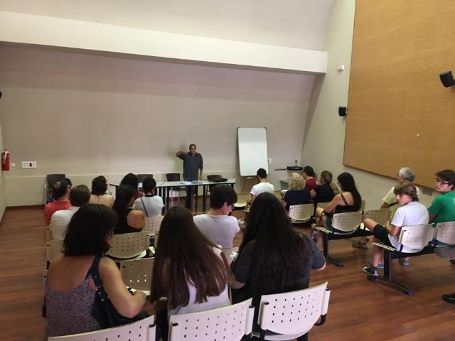 Benito Rabal explica a 28 alumnos los entresijos del séptimo arte - 2, Foto 2
