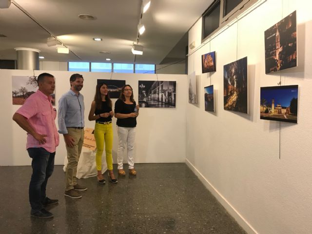 Un centenar de imágenes de Lorca forman parte de una exposición fotográfica itinerante dedicada a los mayores de los centros de día y residencias - 1, Foto 1