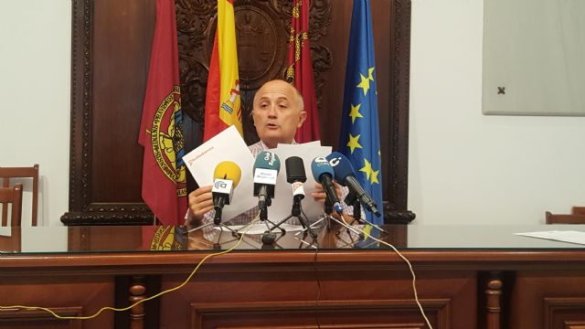 Ciudadanos Lorca reclama agua potable y contenedores de residuos para los vecinos del Camino de La Salud en La Hoya - 1, Foto 1