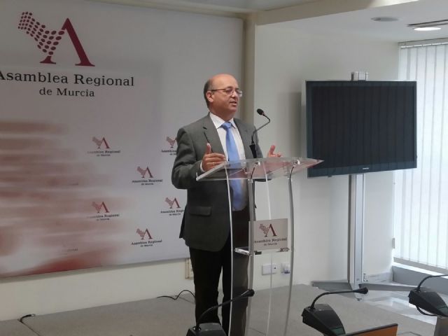 La Asamblea Regional aprueba una iniciativa para la limpieza de las especies vegetales invasoras del río Segura - 1, Foto 1