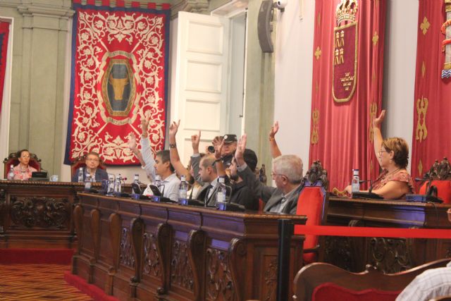 MC: ¿Es financiación ilegal incluir 10 millones de euros de subida del agua para que Arroyo venda obras en campaña? - 2, Foto 2