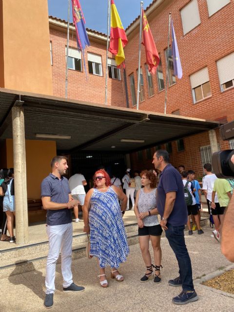 Los alumnos de ESO y Bachiller vuelven a las aulas - 2, Foto 2