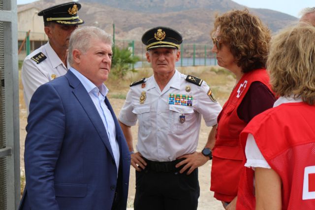 Vélez supervisa el final de las obras del Centro de Atención Temporal de Extranjeros de Cartagena y anuncia su inmediata apertura - 2, Foto 2