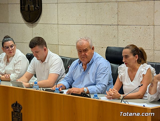 El Pleno acuerda resolver el contrato del Servicio de Limpieza de Interiores en centros e instalaciones municipales, Foto 9