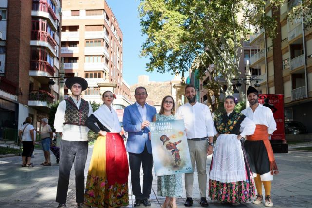 El Festival Internacional de Folklore Ciudad de Lorca recupera sus fechas originales de celebración con motivo del 80 Aniversario del Grupo Coros y Danzas de Lorca - 2, Foto 2
