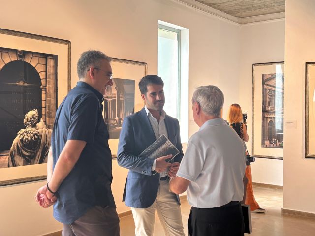 Joaquín Bérchez inaugura en Murcia Al compás del objetivo (1989–2022), una exposición fotográfica que transforma la arquitectura en experiencia estética - 4, Foto 4