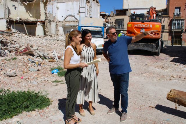 Avanza la transformación del barrio de San Cristóbal con nuevas demoliciones en la zona donde se construirá el Centro de Salud - 1, Foto 1