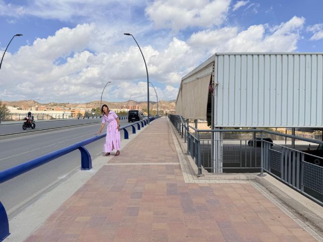 El Ayuntamiento de Lorca refuerza la seguridad vial y la protección en la Avenida Alcalde Leoncio Collado - 2, Foto 2