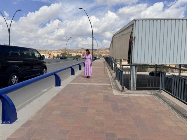 El Ayuntamiento de Lorca refuerza la seguridad vial y la protección en la Avenida Alcalde Leoncio Collado - 4, Foto 4
