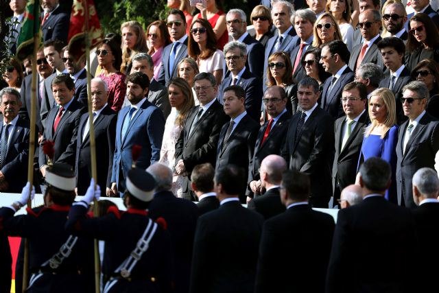 López Miras: Estamos orgullosos de España tal como es, con los rasgos distintivos de cada comunidad que hacen más grande el país - 1, Foto 1