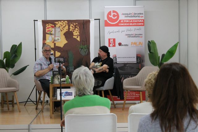La Feria del Libro de Murcia apuesta por una feria inclusiva atendiendo a la diversidad funcional y social - 2, Foto 2