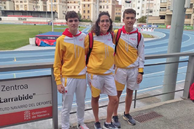 Buen papel de Andrs Bech y Daniel Cern en el 