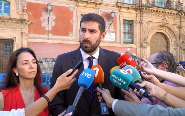 Antelo y Virginia reivindican la soberan�a nacional en el D�a de la Hispanidad y acusan al Gobierno de S�nchez de abandonar Ceuta y desproteger las fronteras, Foto 3