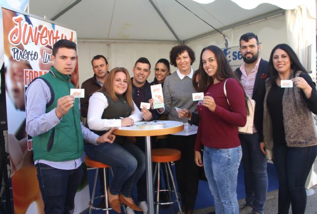 Comienza la campaña de difusión del Carné Joven en la Feria del Comercio de Puerto Lumbreras - 1, Foto 1