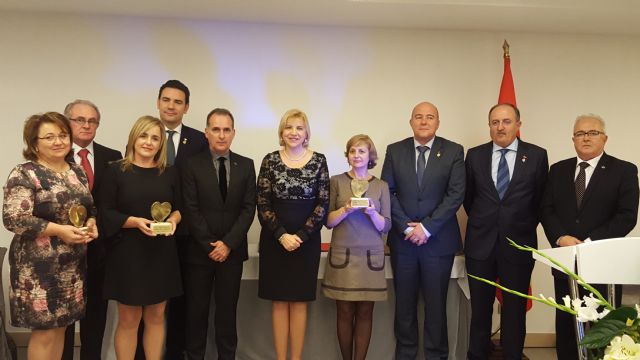 Cartagena por la Caridad nombra a la consejera de Familia presidenta de honor de la asociación en su cena benéfica anual - 1, Foto 1