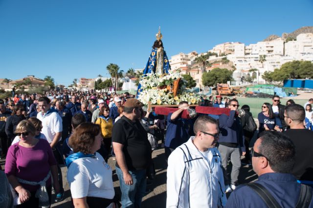 La Virgen del Milagro es acompañada por centenares de mazarroneros hasta la iglesia de San Andrés - 3, Foto 3