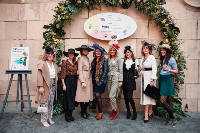 El ‘Paseo con Sombrero’ reúne a más de doscientas personas de diversas comunidades en la capital murciana - 3, Foto 3