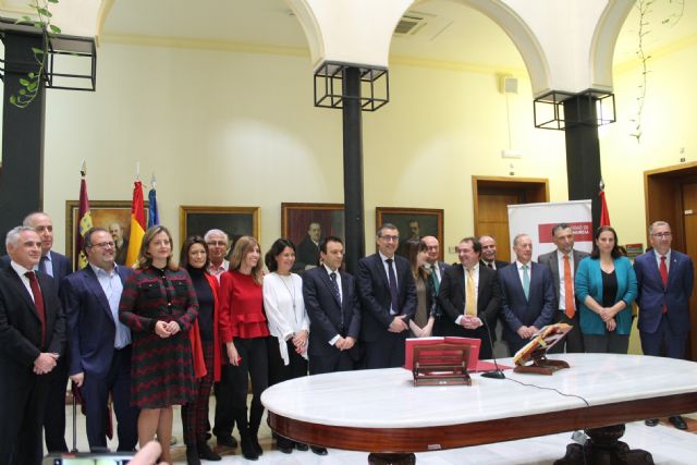 Doce docentes de la Universidad de Murcia toman posesión de sus cátedras y plazas de profesor titular. - 1, Foto 1